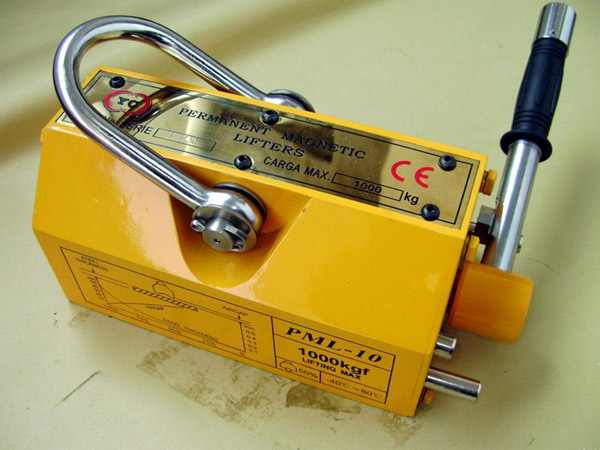 Nam châm điện 1 tấn chất lượng cao, giá rẻ